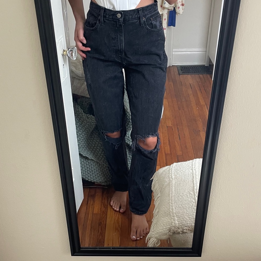 Brand new! Abercrombie 90’s straight jeans size 27